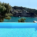 D & A Land Luxury House Appartamento *