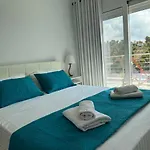 D & A Land Luxury House *