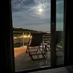 Appartamento D & A Land Luxury House Alónnisos