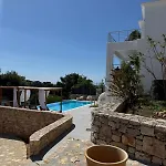 Appartamento D & A Land Luxury House Alónnisos