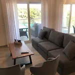 D & A Land Luxury House
