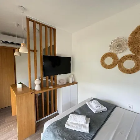 D & A Land Luxury House * Alónnisos