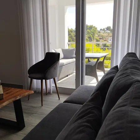 D & A Land Luxury House * Alónnisos