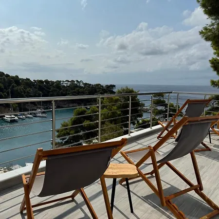 D & A Land Luxury House Apartament Alónnisos