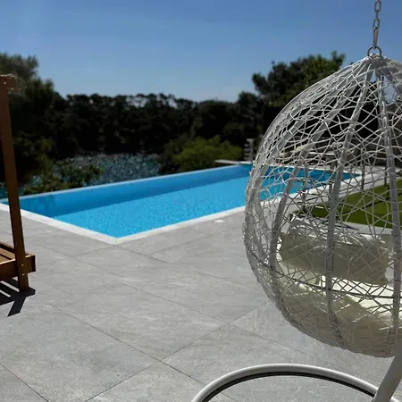 Apartament D & A Land Luxury House *